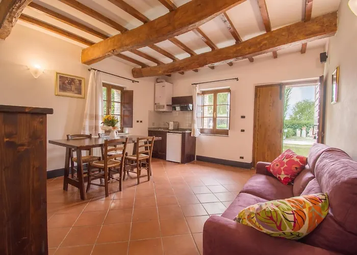 Gospodarstwo wiejskie Vecchio Granaio *