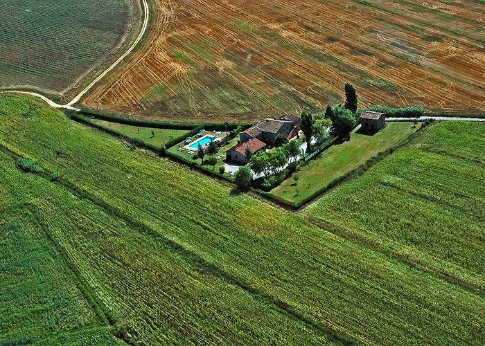 Gospodarstwo wiejskie Vecchio Granaio *